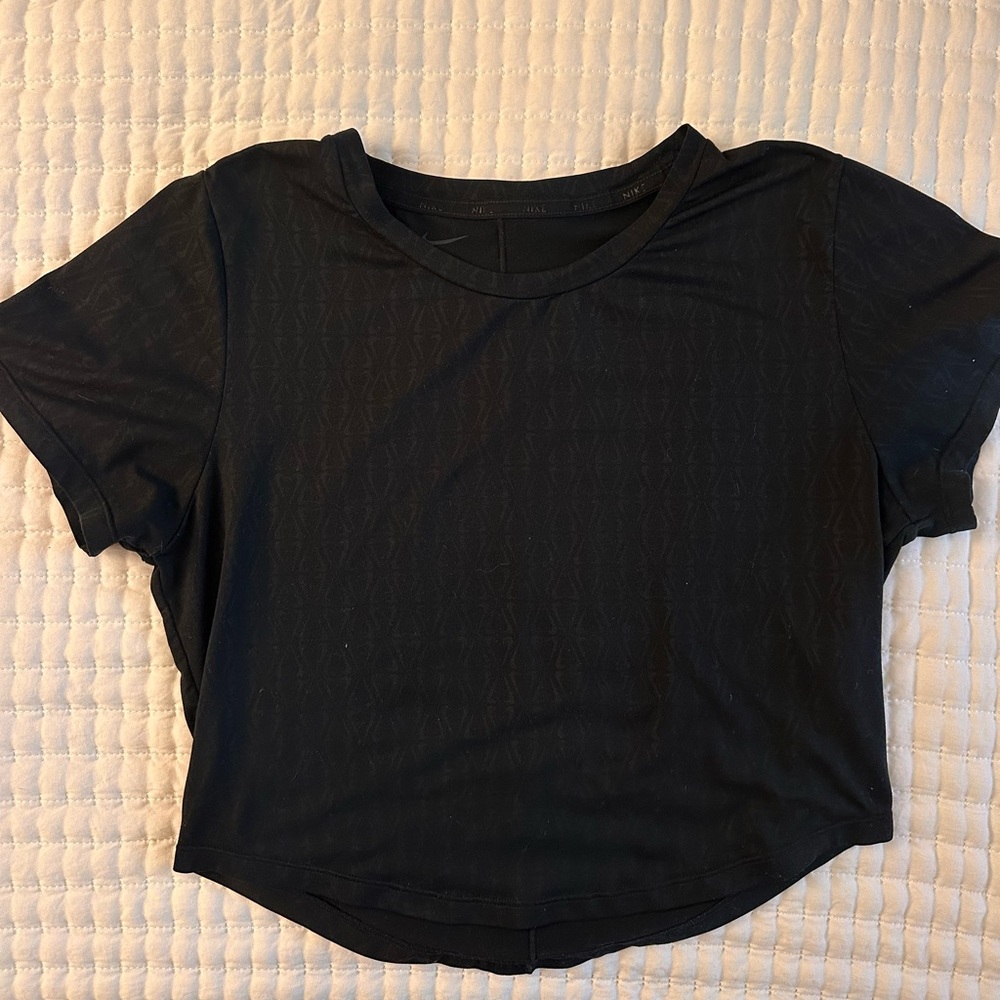 Nike × Barry’s   Black Dri-Fit Slim-Fit Cropped Tee • Size M